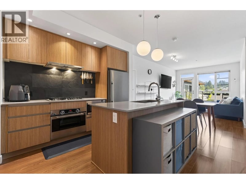 #502 516 FOSTER Avenue, Coquitlam, British Columbia, V3J0H8, Coquitlam, British Columbia — photo 1 of 5