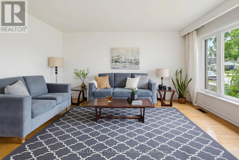 41 Strathavon Drive, Toronto (Mount Olive-Silverstone-Jamestown), Ontario, M9V2H4, Toronto (Mount Olive-Silverstone-Jamestown), Ontario — photo 1 of 5