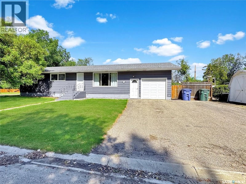316 2 STREET E, Wilkie, Saskatchewan, S0K4W0, Wilkie, Saskatchewan — photo 1 of 5