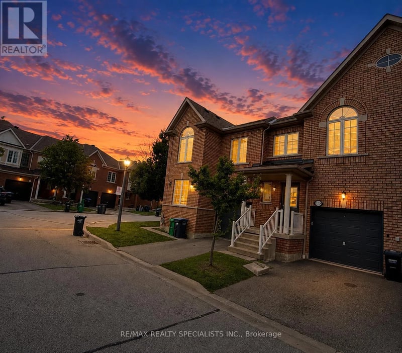 #172 525 NOVO STAR Drive, Mississauga (Meadowvale Village), Ontario, L5W1X8, Mississauga (Meadowvale Village), Ontario — photo 1 of 5