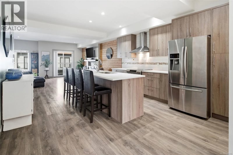 #103 687 Strandlund Avenue, Langford, British Columbia, V9B3G2, Langford, British Columbia — photo 1 of 5