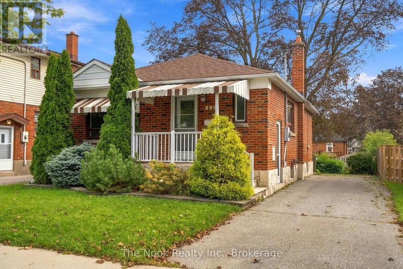 289 HIGHLAND Avenue, Oshawa (Central), Ontario, L1H6B1, Oshawa (Central), Ontario — photo 1 of 5