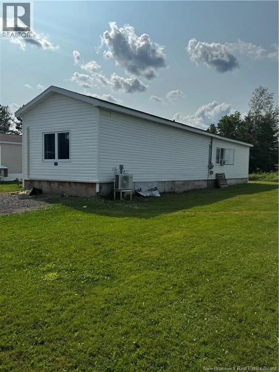 17 Russell Drive, Salisbury, New Brunswick, E4J2C7, Salisbury, New Brunswick — photo 1 of 5