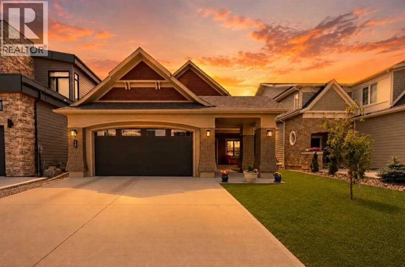 1060 Caledonia Place West, Lethbridge, Alberta, T1J5W1, Lethbridge, Alberta — photo 1 of 5