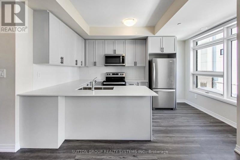 #114 1585 Rose Way, Milton (CB Cobban), Ontario, L9E0J2, Milton (CB Cobban), Ontario — photo 1 of 5