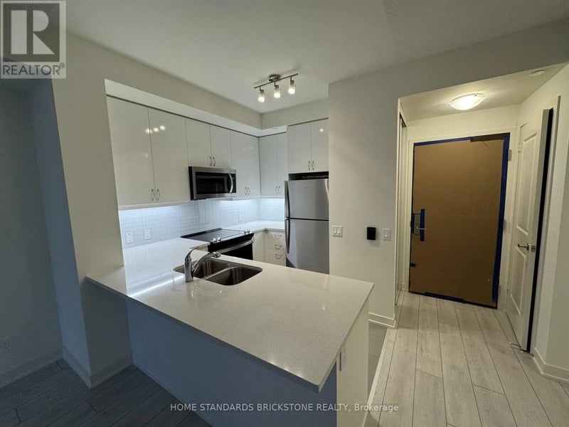 #1709 4955 Yonge Street, Toronto (Willowdale East), Ontario, M2N5N6, Toronto (Willowdale East), Ontario — photo 1 of 5