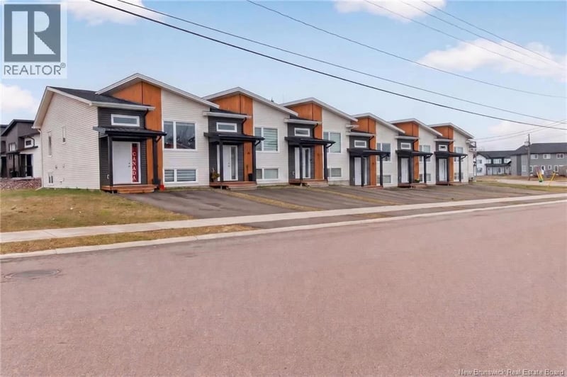 101 Norbert, Dieppe, New Brunswick, E1A8R4, Dieppe, New Brunswick — photo 1 of 5