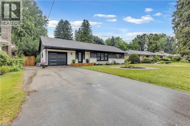 44 TYRELL Street, Simcoe, Ontario, N3Y2H4, Simcoe, Ontario — photo 1 of 5