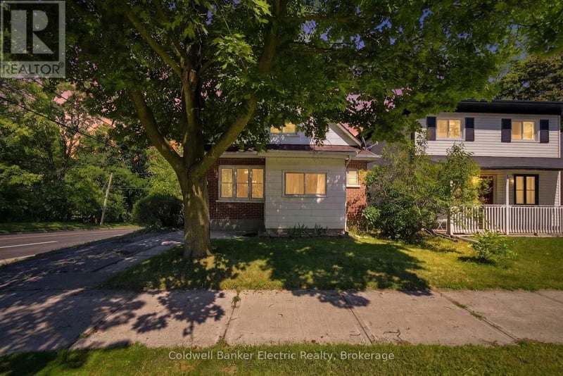 1228 Kenneth Avenue, Peterborough (Otonabee Ward 1), Ontario, K9J5P9, Peterborough (Otonabee Ward 1), Ontario — photo 1 of 5