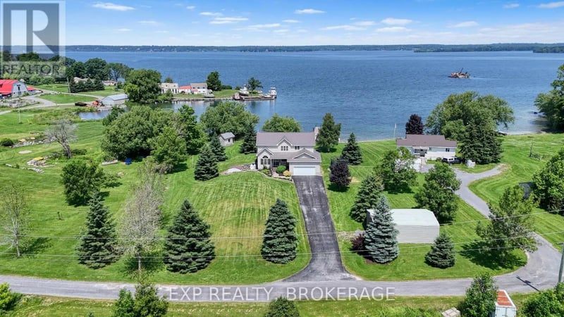 26 BOXEN HARBOUR Lane, Frontenac Islands (Wolfe Island), Ontario, K0H2Y0, Frontenac Islands (Wolfe Island), Ontario — photo 1 of 5
