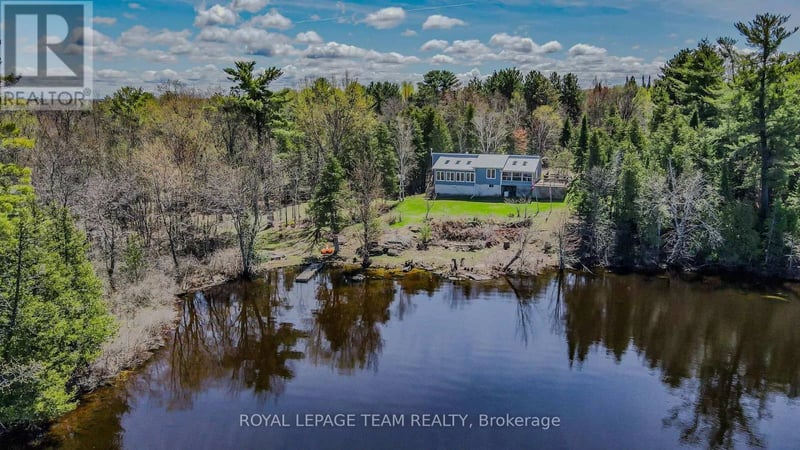 204B Hawkins Drive, Killaloe, Hagarty and Richards, Ontario, K0J2A0, Killaloe, Hagarty and Richards, Ontario — photo 1 of 5