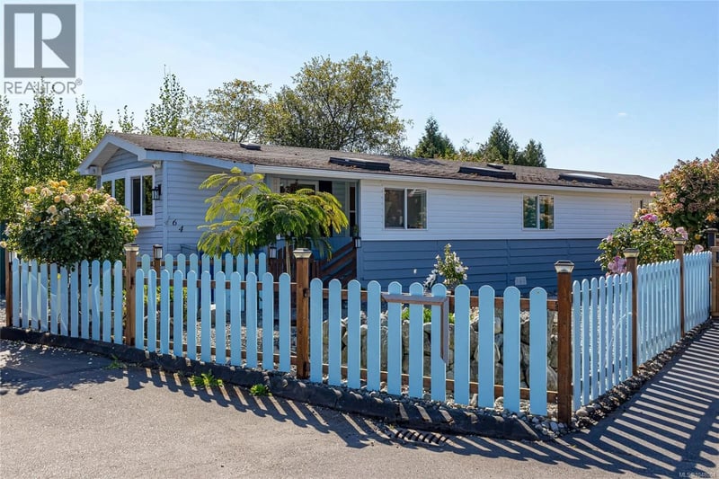 #64 7701 Central Saanich Road, Central Saanich, British Columbia, V8M1X4, Central Saanich, British Columbia — photo 1 of 5