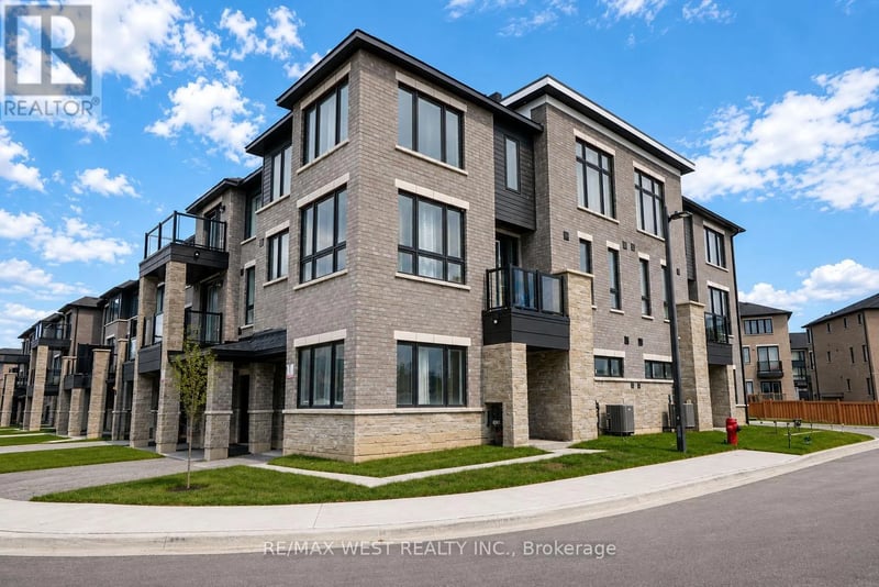 34 Spry Lane, Barrie (Innis-Shore), Ontario, L4N0H7, Barrie (Innis-Shore), Ontario — photo 1 of 5