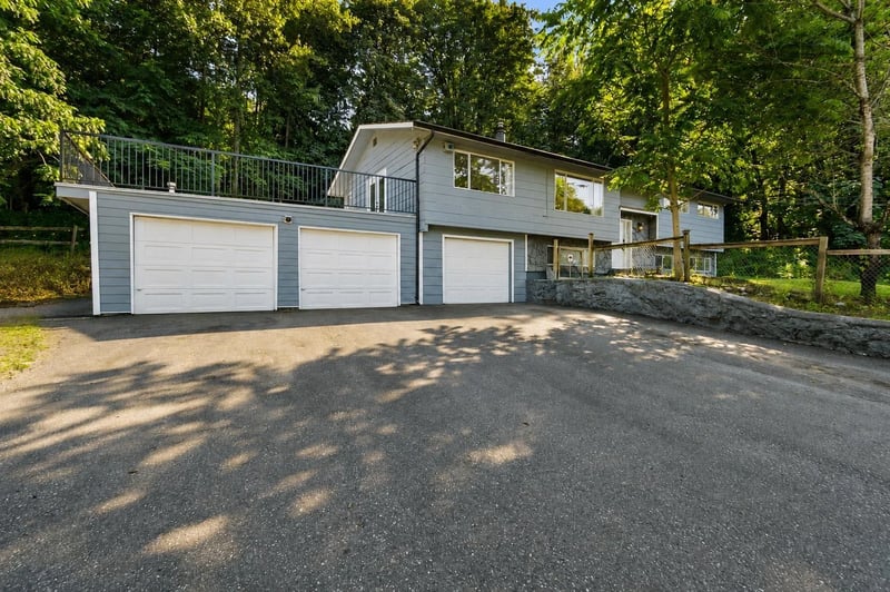43810 VEDDER MOUNTAIN Road, Chilliwack, British Columbia, V2R4C5, Chilliwack, British Columbia — photo 1 of 5
