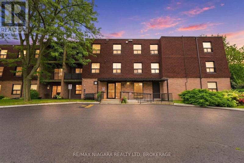 #313 4209 Hixon Street, Lincoln (Beamsville), Ontario, L3J0K2, Lincoln (Beamsville), Ontario — photo 1 of 5