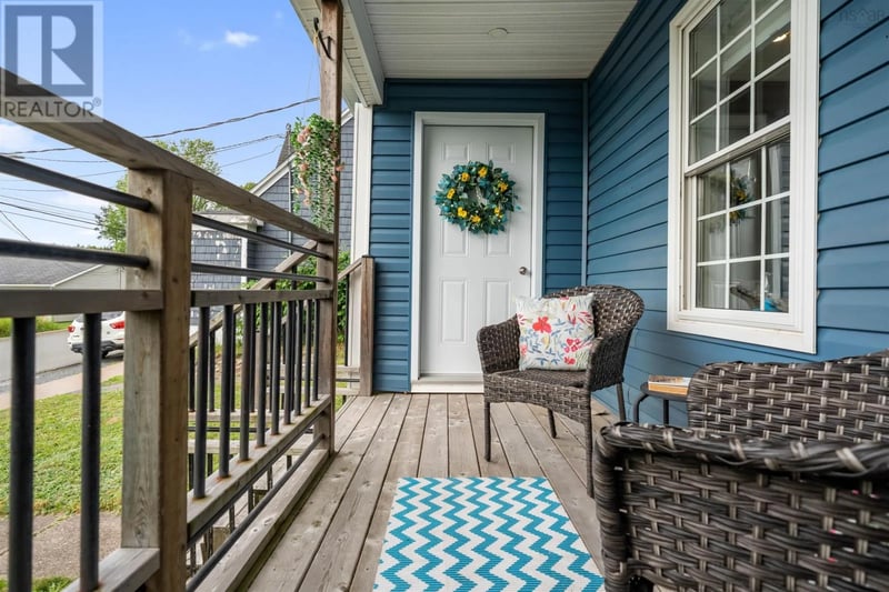96 Faulkland Street, Pictou, Nova Scotia, B0K1H0, Pictou, Nova Scotia — photo 1 of 5