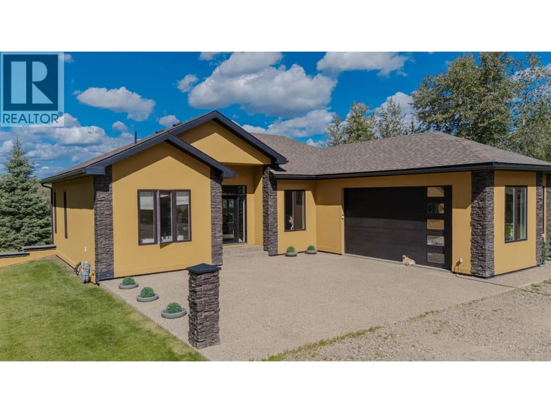 13609 BLUEJAY Street, Fort St. John, British Columbia, V0C1H0, Fort St. John, British Columbia — photo 1 of 5
