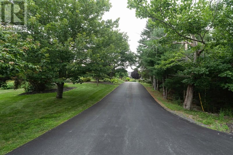 215 Westwood Boulevard, Tantallon, Nova Scotia, B3Z1N1, Tantallon, Nova Scotia — photo 1 of 5