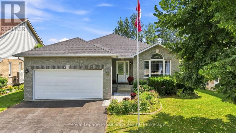 9 Seneca Drive, Brighton, Ontario, K0K1H0, Brighton, Ontario — photo 1 of 5