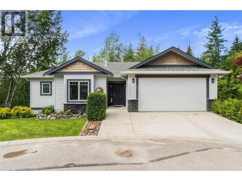 #32 801 20th Street Northeast, Salmon Arm, British Columbia, V1E2R7, Salmon Arm, British Columbia — photo 1 of 5