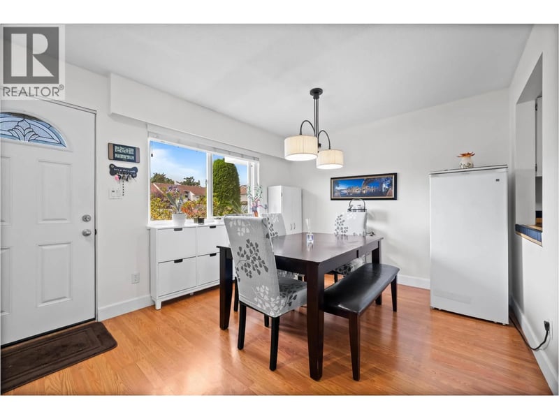 #107 9700 GLENACRES Drive, Richmond, British Columbia, V7A1Y7, Richmond, British Columbia — photo 1 of 5