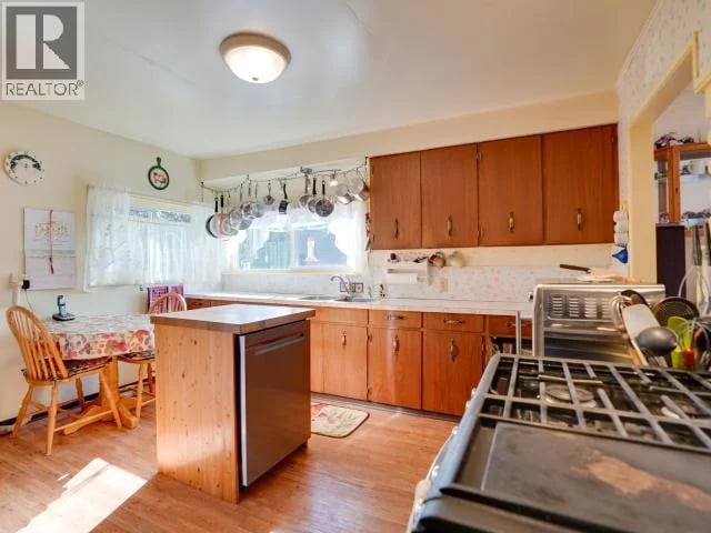 2468 ZILINSKY ROAD, Powell River, British Columbia, V8A0P1, Powell River, British Columbia — photo 1 of 5