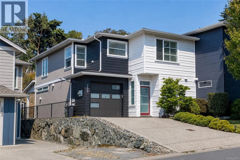 259 Bellamy Link, Langford, British Columbia, V9B0R8, Langford, British Columbia — photo 1 of 5