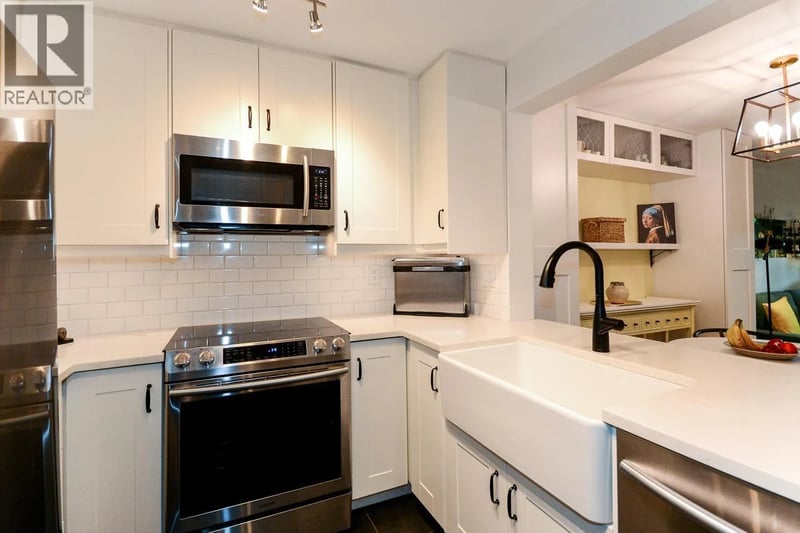 #104 12639 NO. 2 Road, Richmond, British Columbia, V7E6N6, Richmond, British Columbia — photo 1 of 5