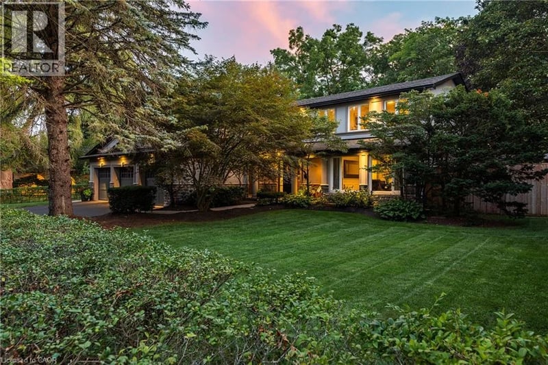 240 COLCHESTER Drive, Oakville, Ontario, L6J5S5, Oakville, Ontario — photo 1 of 5