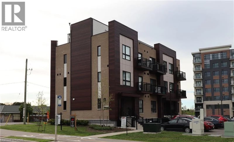 #B1 10 PALACE Street, Kitchener, Ontario, N2E0J3, Kitchener, Ontario — photo 1 of 5