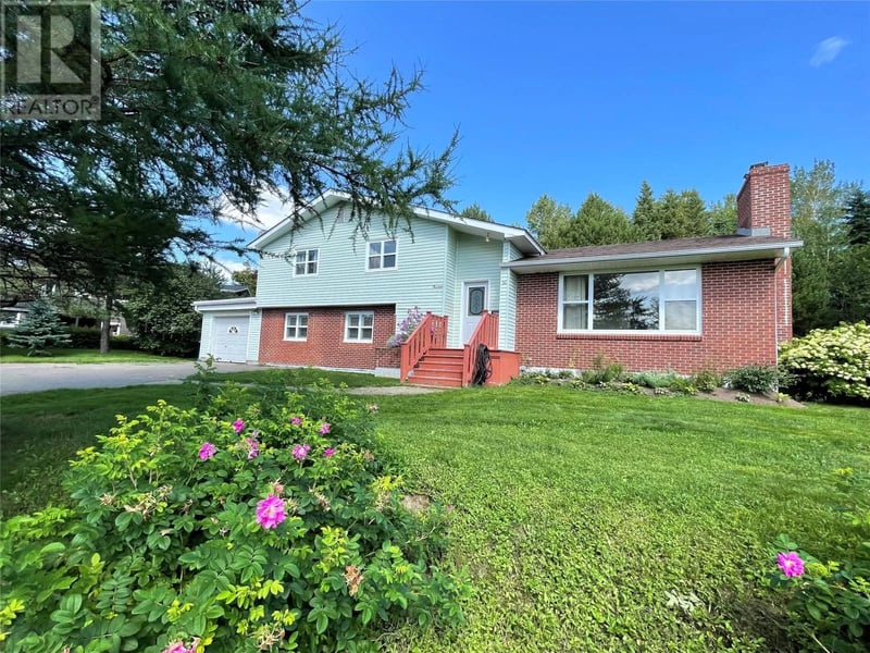 14 Sunset Drive, Grand Falls-Windsor, Newfoundland & Labrador, A2A1W7, Grand Falls-Windsor, Newfoundland & Labrador — photo 1 of 5