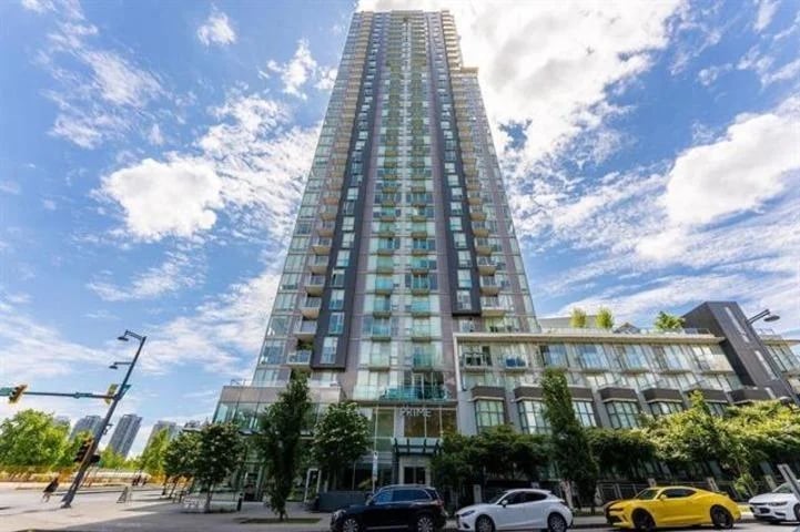 #1501 13438 CENTRAL Avenue, Surrey, British Columbia, V3T0N2, Surrey, British Columbia — photo 1 of 3