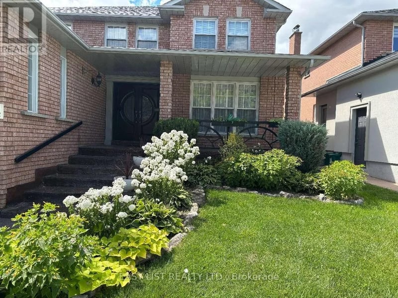 14 Gas Light Crescent, Vaughan (East Woodbridge), Ontario, L4L8E8, Vaughan (East Woodbridge), Ontario — photo 1 of 5