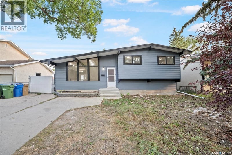 2225 BEDFORD AVENUE E, Regina, Saskatchewan, S4N0H1, Regina, Saskatchewan — photo 1 of 5