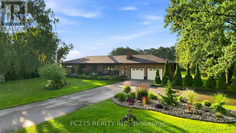 15195 Nine Mile Road, Middlesex Centre (Ilderton), Ontario, N0M2A0, Middlesex Centre (Ilderton), Ontario — photo 1 of 5