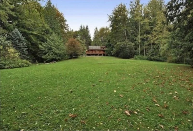 31690 GROVE Avenue, Mission, British Columbia, V4S1E6, Mission, British Columbia — photo 1 of 5