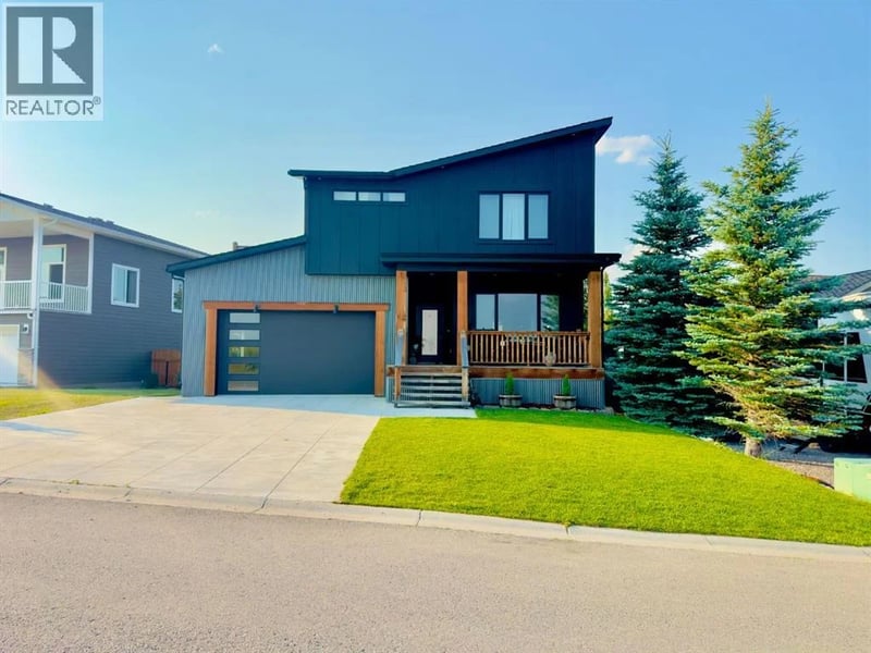 1221 Tumbleweed Avenue, Pincher Creek, Alberta, T0K1W0, Pincher Creek, Alberta — photo 1 of 5