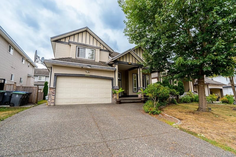 7833 147A Street, Surrey, British Columbia, V3S2T8, Surrey, British Columbia — photo 1 of 5