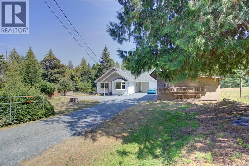 8147 Shasta Road, Crofton, British Columbia, V0R1K0, Crofton, British Columbia — photo 1 of 5
