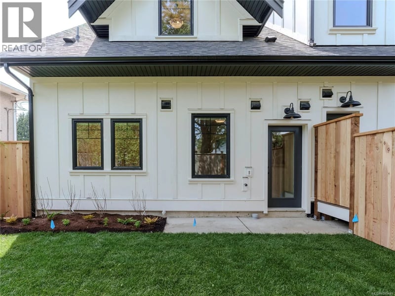 #8 1830 Allenby Street, Saanich, British Columbia, V8R3B7, Saanich, British Columbia — photo 1 of 5