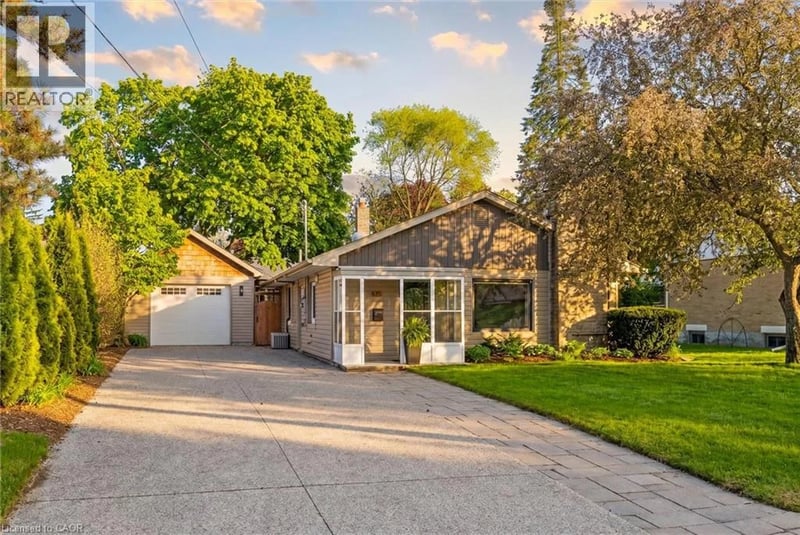 90 DEAN Avenue, Guelph, Ontario, N1G1L6, Guelph, Ontario — photo 1 of 5