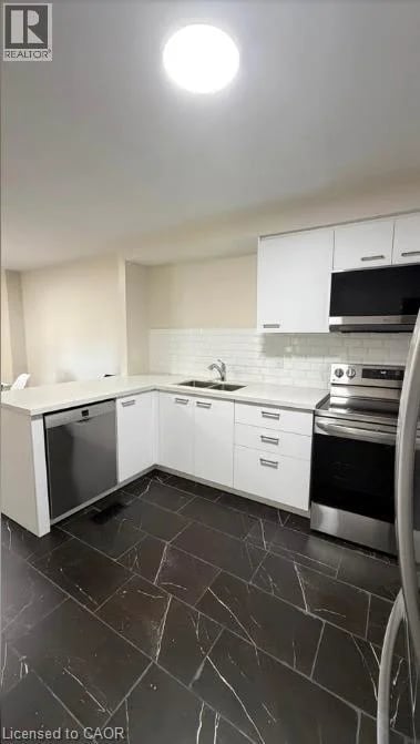 #18 590 MILLBANK Drive, London, Ontario, N6E2H2, London, Ontario — photo 1 of 5