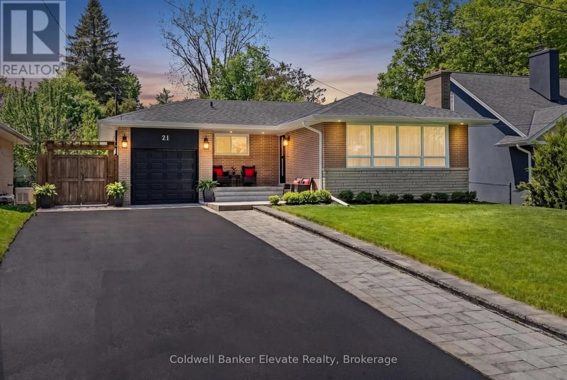 21 Market Street, Halton Hills (Georgetown), Ontario, L7G3B9, Halton Hills (Georgetown), Ontario — photo 1 of 5