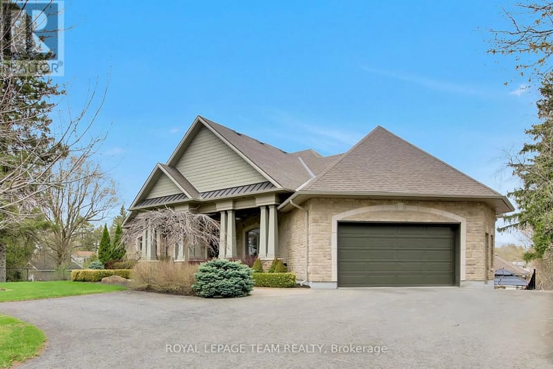 5591 Manotick Main Street, Ottawa, Ontario, K4M1A4, Ottawa, Ontario — photo 1 of 5