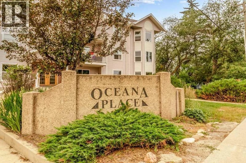 5435 Lakeshore Drive, Sylvan Lake, Alberta, T4S1T2, Sylvan Lake, Alberta — photo 1 of 5