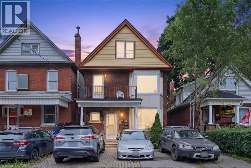 105 ROSEMONT Avenue, Hamilton, Ontario, L8L2M6, Hamilton, Ontario — photo 1 of 5