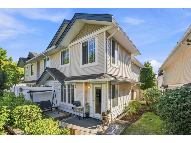 #16 6533 121 Street, Surrey, British Columbia, V3W1M5, Surrey, British Columbia — photo 1 of 5