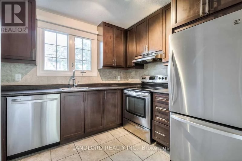 233 Berkeley Street, Toronto (Moss Park), Ontario, M5A2X3, Toronto (Moss Park), Ontario — photo 1 of 5
