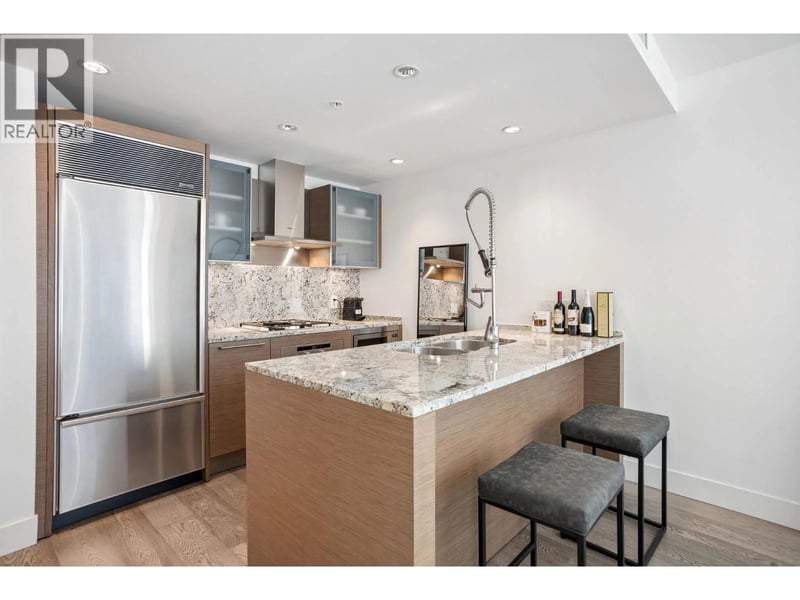 #1804 1111 ALBERNI Street, Vancouver, British Columbia, V6E4V2, Vancouver, British Columbia — photo 1 of 5