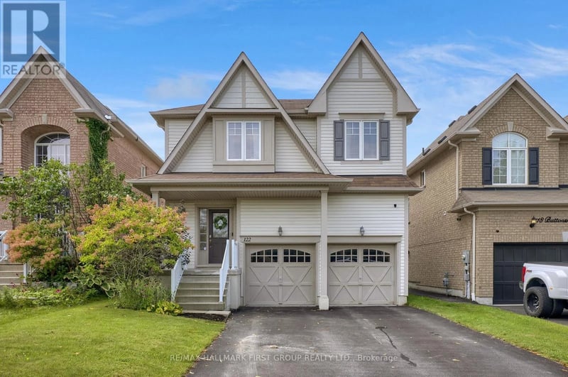 122 Buttonshaw Street, Clarington (Bowmanville), Ontario, L1C0J7, Clarington (Bowmanville), Ontario — photo 1 of 5